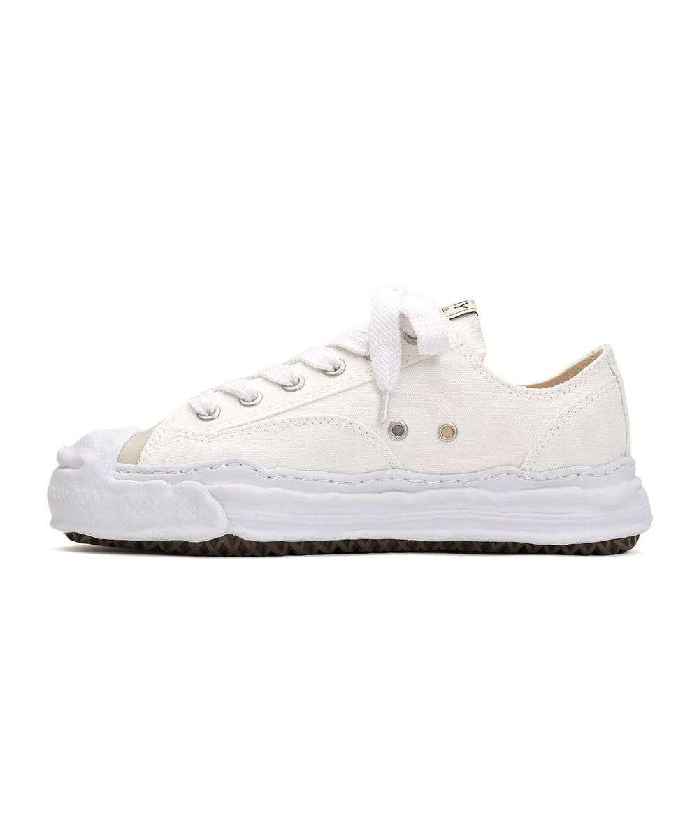 "Aeson Low Top" Sneaker