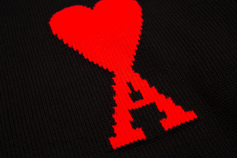 "Heart" - Sweater Black
